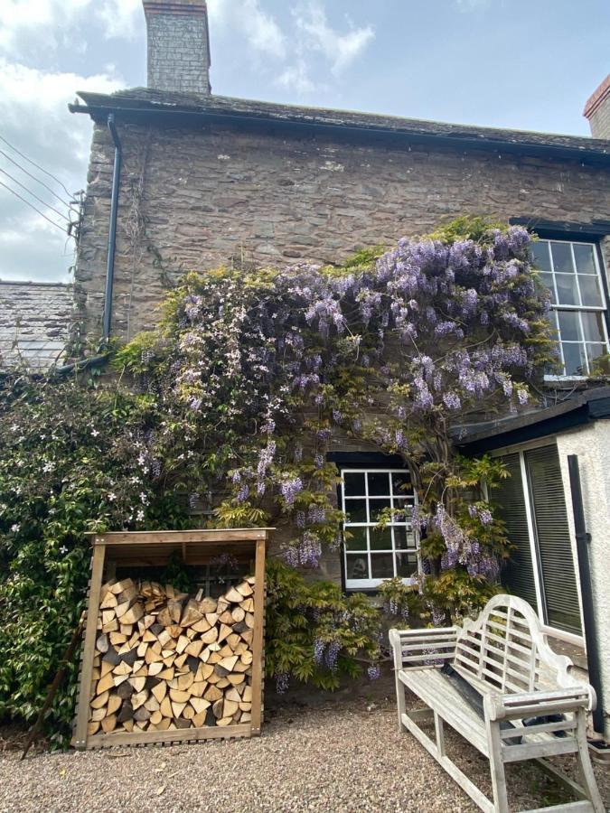 Three Cocks Hotel Brecon Bagian luar foto