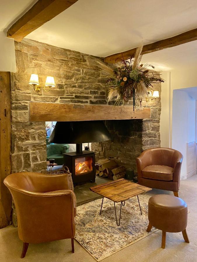 Three Cocks Hotel Brecon Bagian luar foto