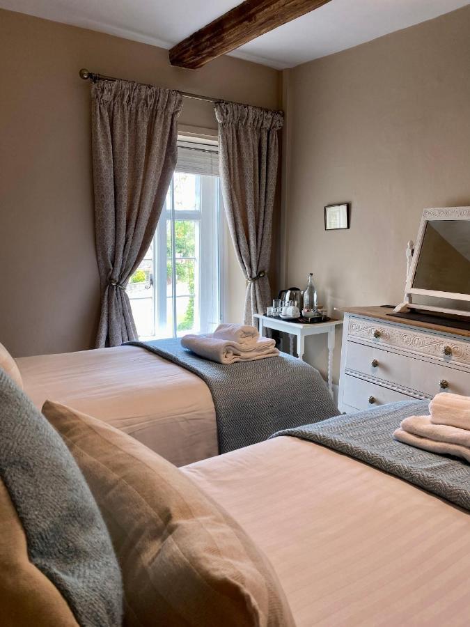 Three Cocks Hotel Brecon Bagian luar foto